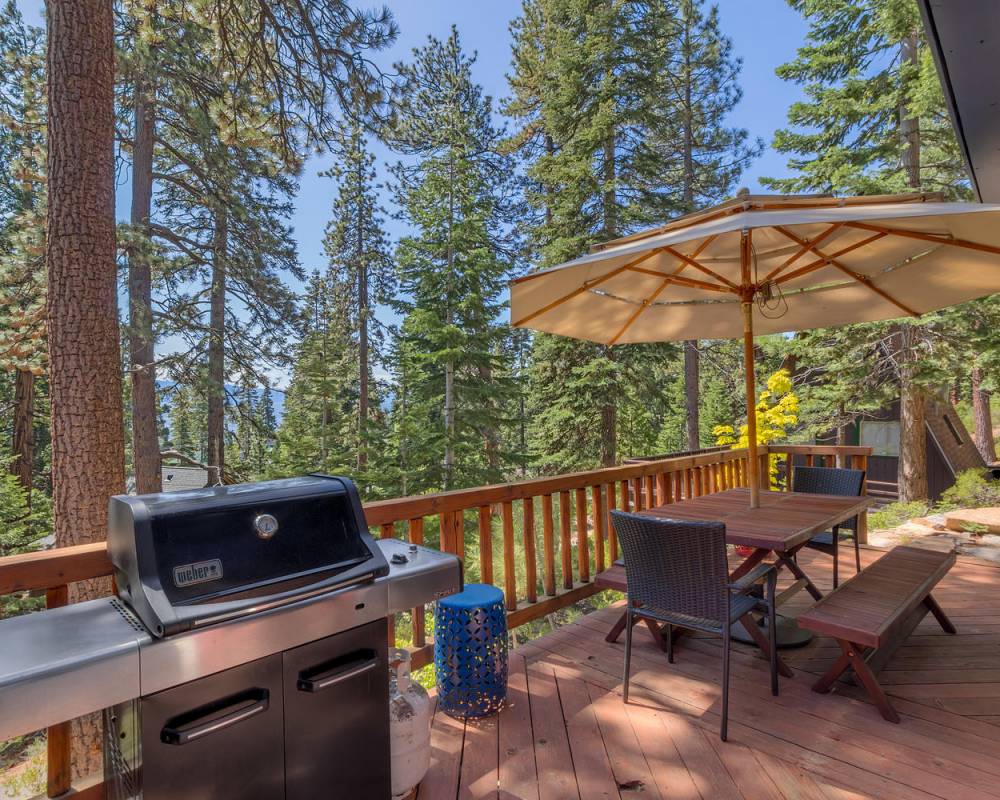 Cabin Style 4295 Jeffrey Way, Carnelian Bay, CA Tahoe Luxury Properties