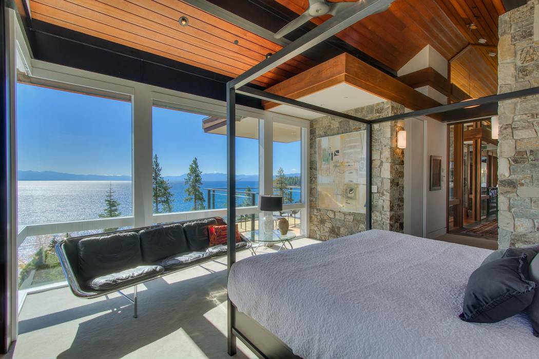 6229 North Lake Boulevard - Lake Tahoe real estate