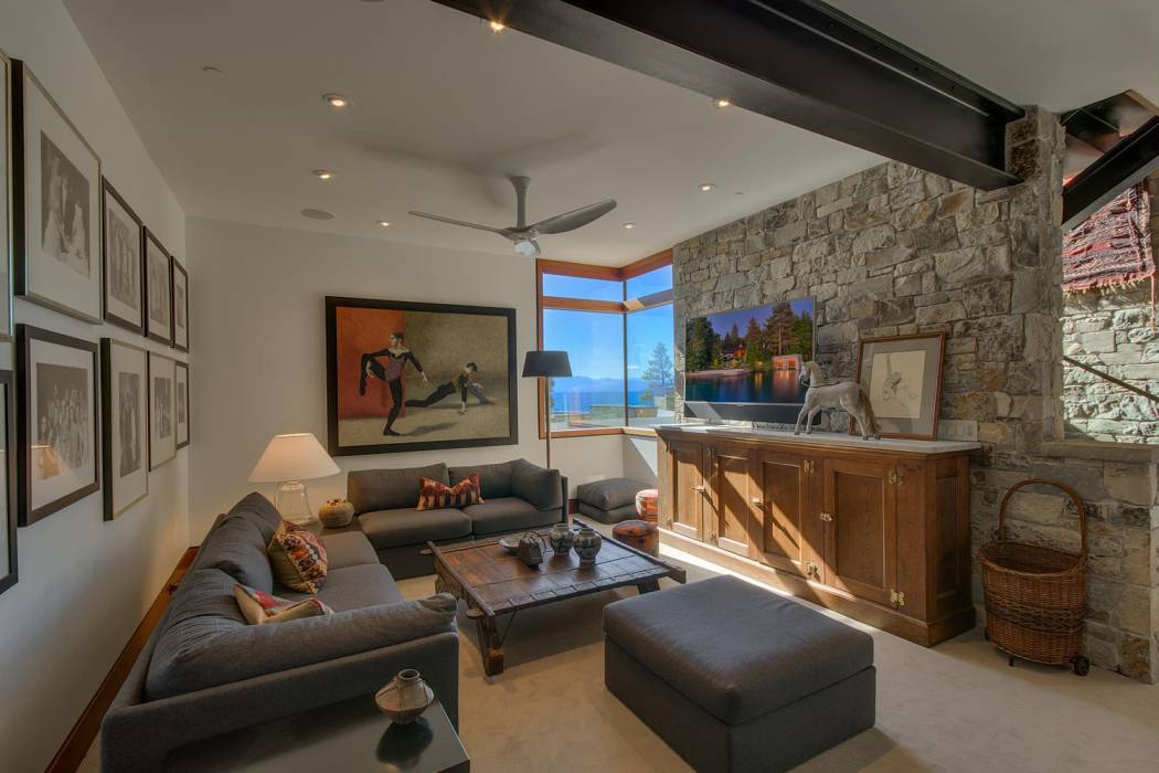 6229 North Lake Boulevard - Lake Tahoe real estate