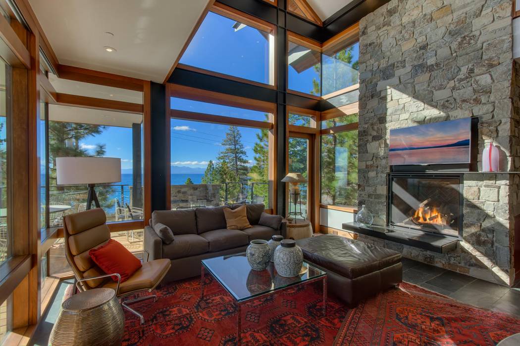 6229 North Lake Boulevard - Lake Tahoe real estate