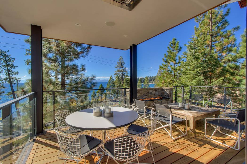 6229 North Lake Boulevard - Lake Tahoe real estate