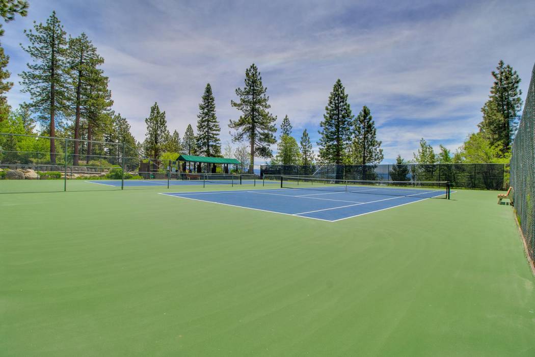 dollar point tahoe city hoa amenities