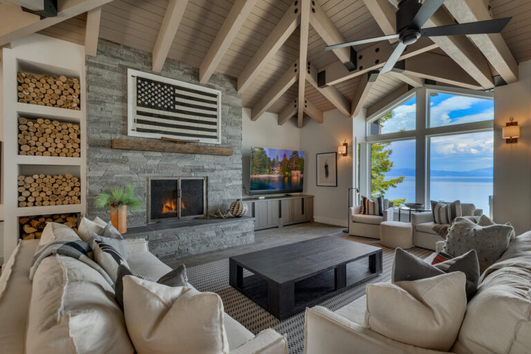 Carnelian Charm | Lakefront