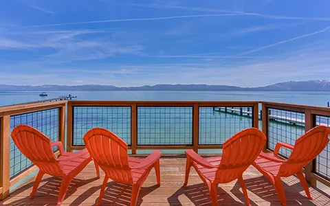 VR amenity - lakefront